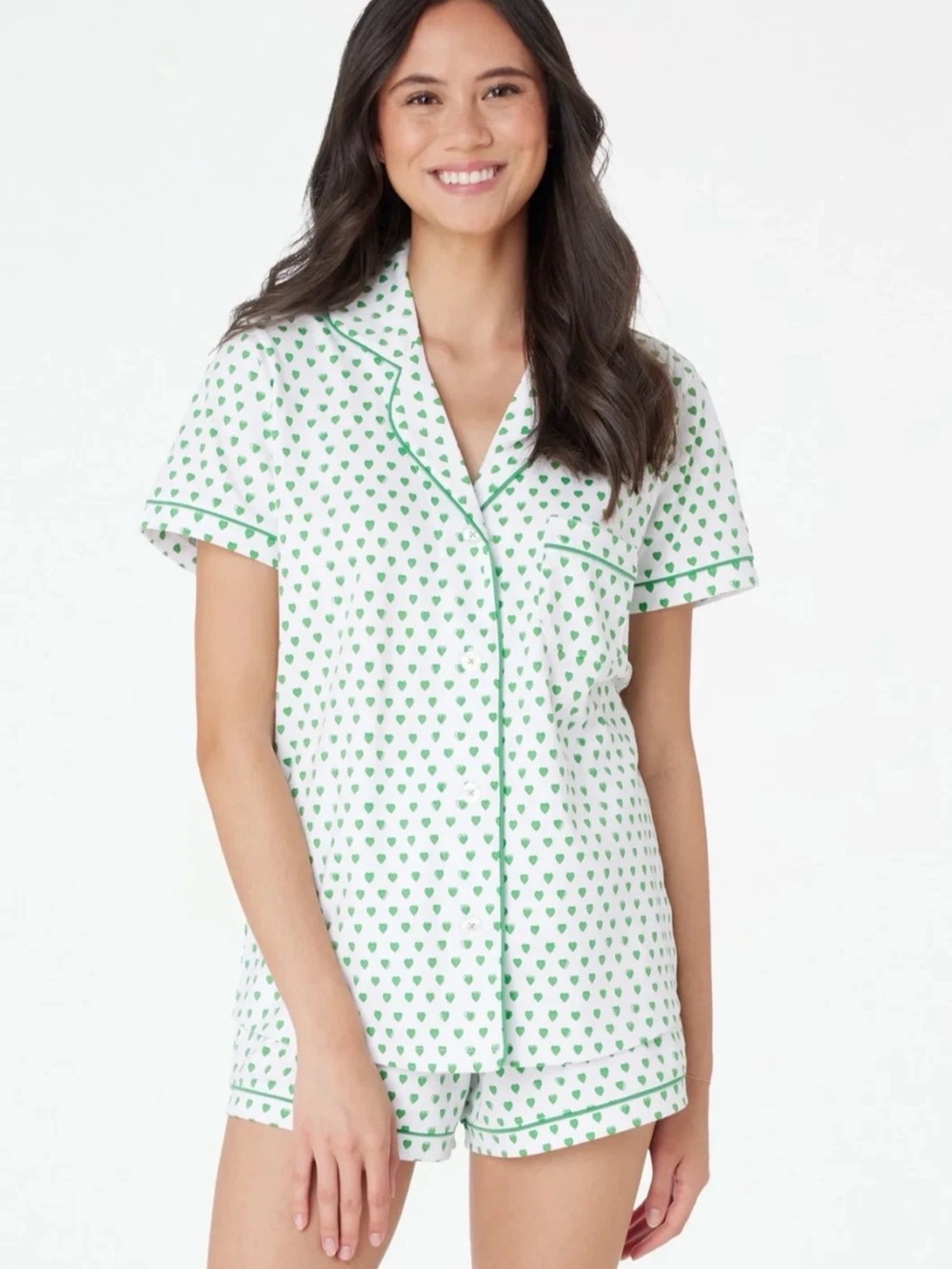 Roller Rabbit White Short Pajama Set with Green Heart Print